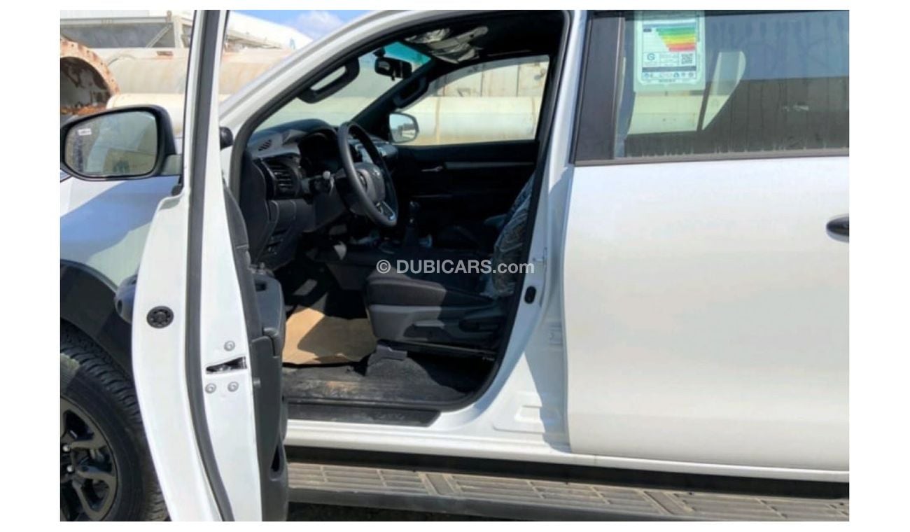 Toyota Hilux 2023 TOYOTA HILUX ADVENTURE 2.8L DIESEL M/T