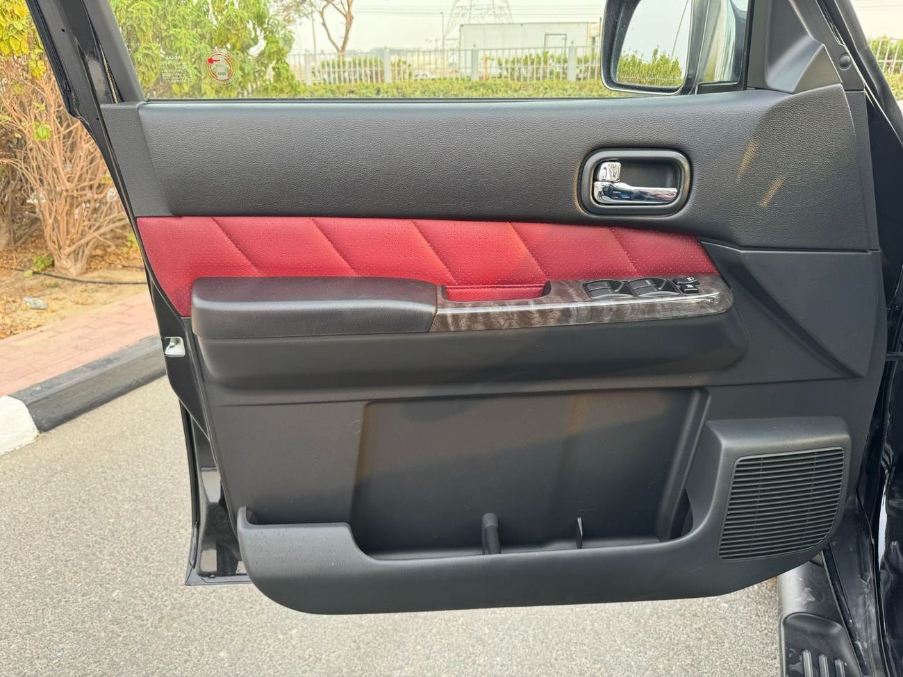 Nissan Patrol SUPER SAFARI GCC SPEC UNDER WARRANTY