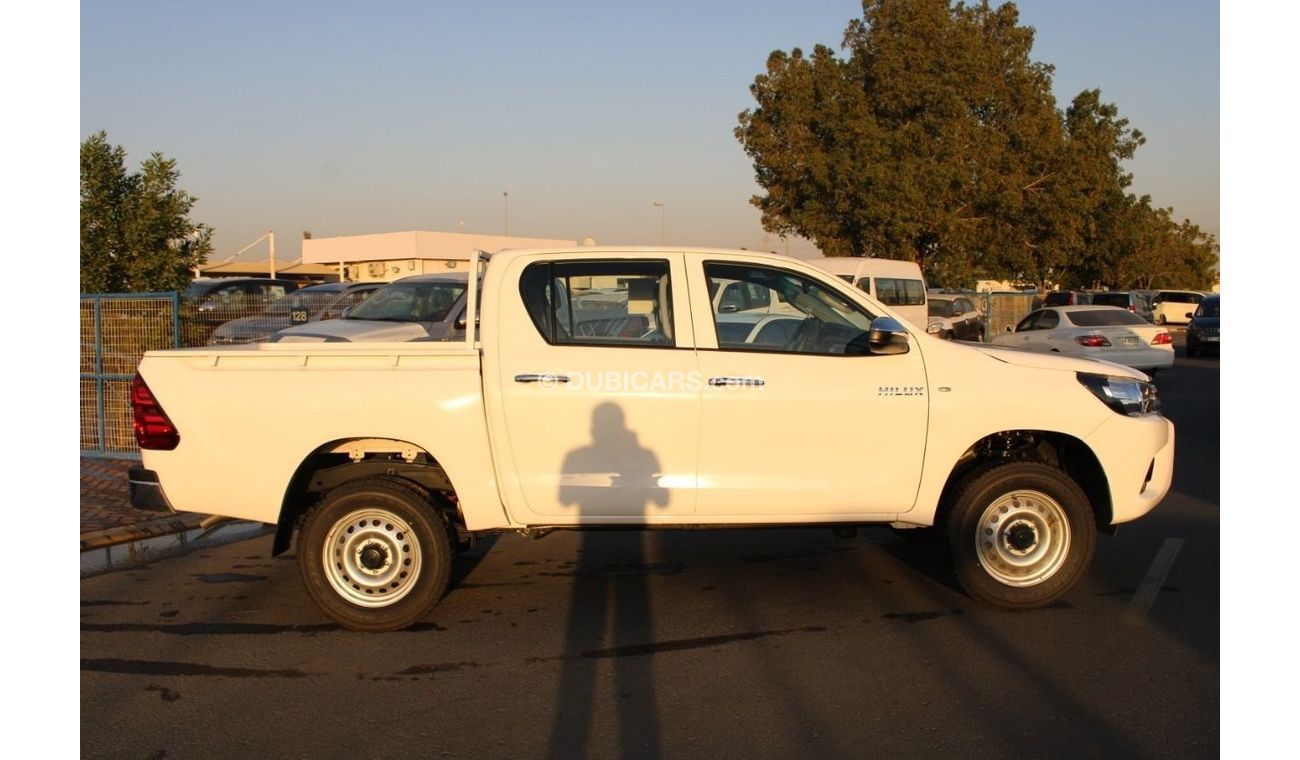 Toyota Hilux 2.4L Diesel Double Cab DLX-E Manual