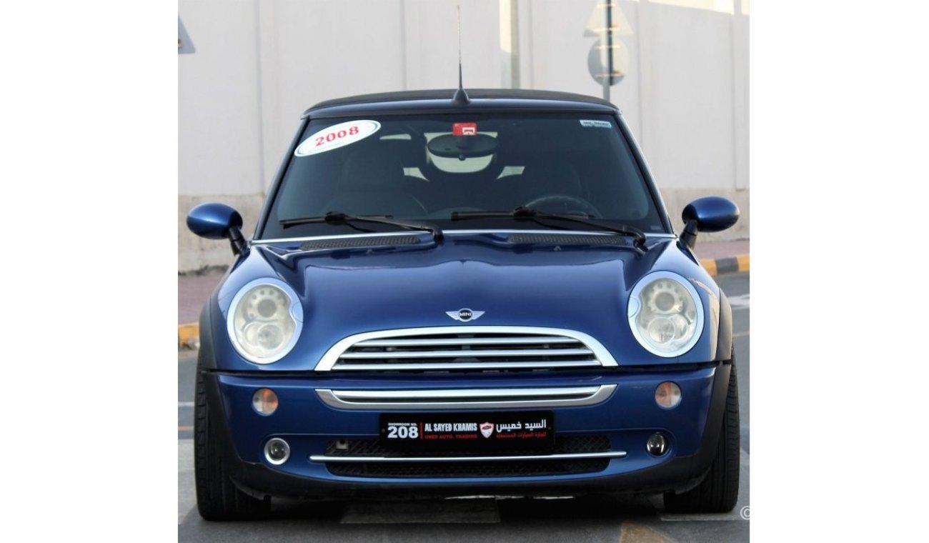 Mini Cooper Cabrio Mini Cooper Cutter 2008 GCC 1600 CC in excellent condition without accidents, very clean from inside