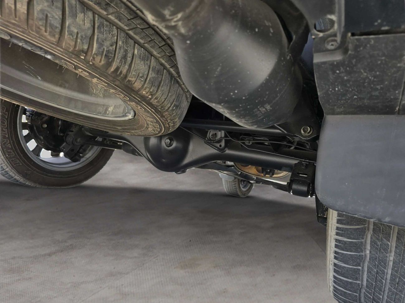 تويوتا برادو 4x4 Diesel 2.8L Right Hand Drive ( Export Only )