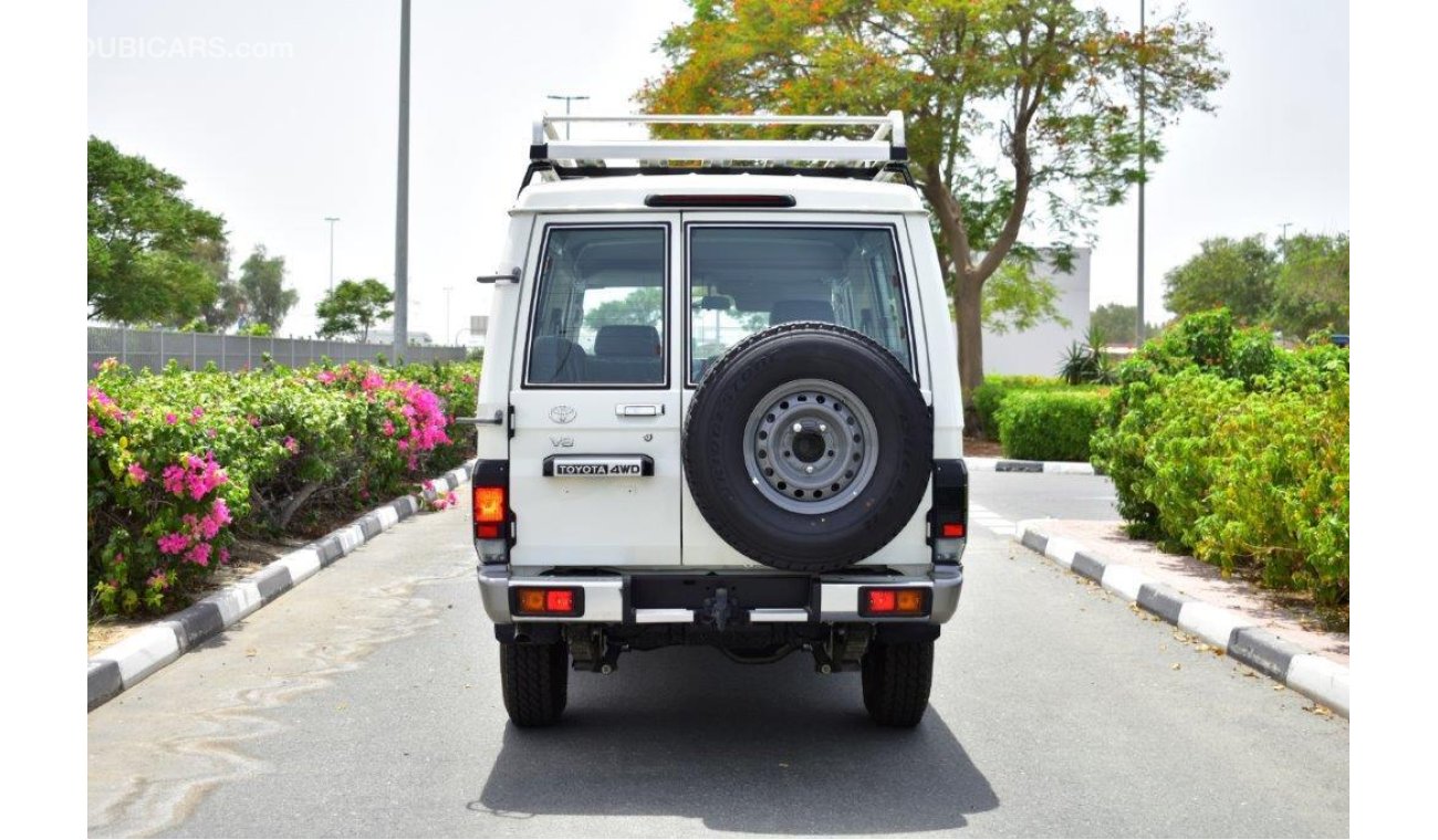 Toyota Land Cruiser Hard Top Special V8 4.5L Turbo Diesel 9 Seat 4WD MT