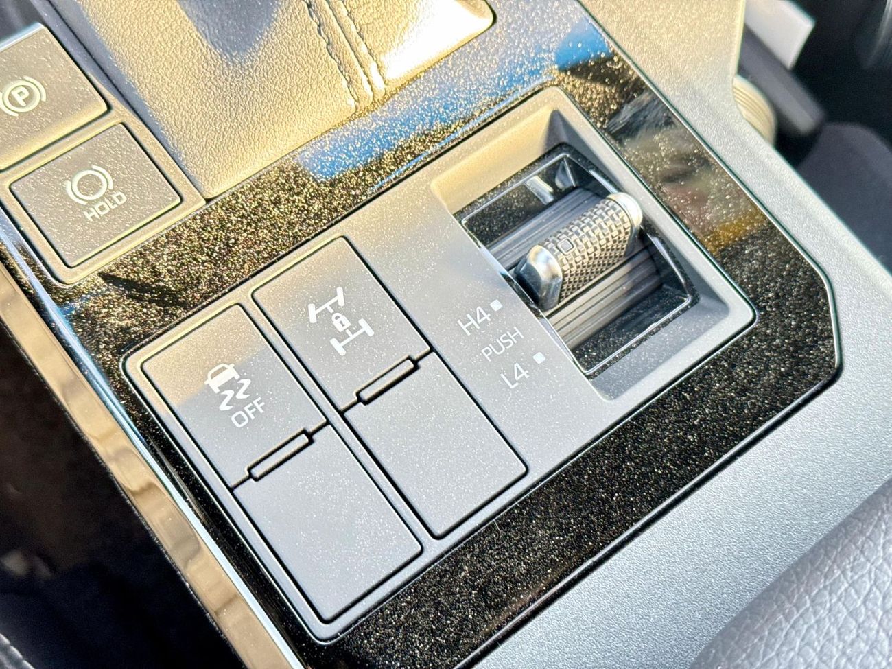 تويوتا برادو Toyota Prado 2025 2.4L petrol