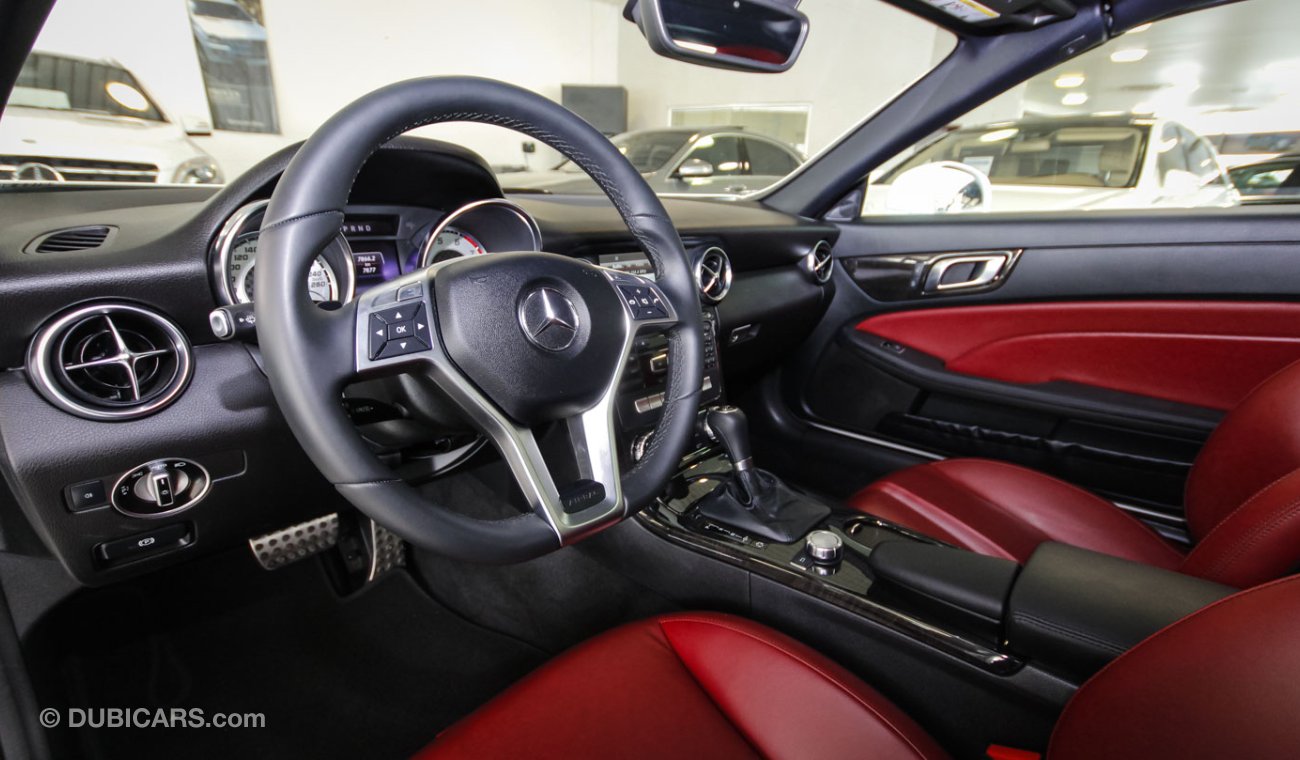 مرسيدس بنز SLK 200 AMG