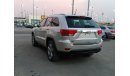 Jeep Grand Cherokee model 2012 GCC car prefect condition no need any maintenance full option full ser