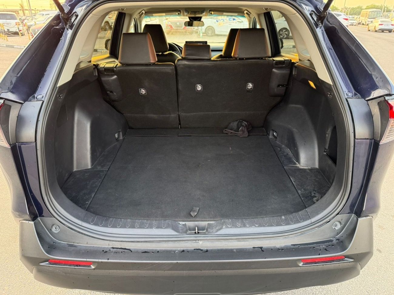 تويوتا راف ٤ 2021 TOYOTA RAV4 XLE 4x4 IMPORTED FROM USA