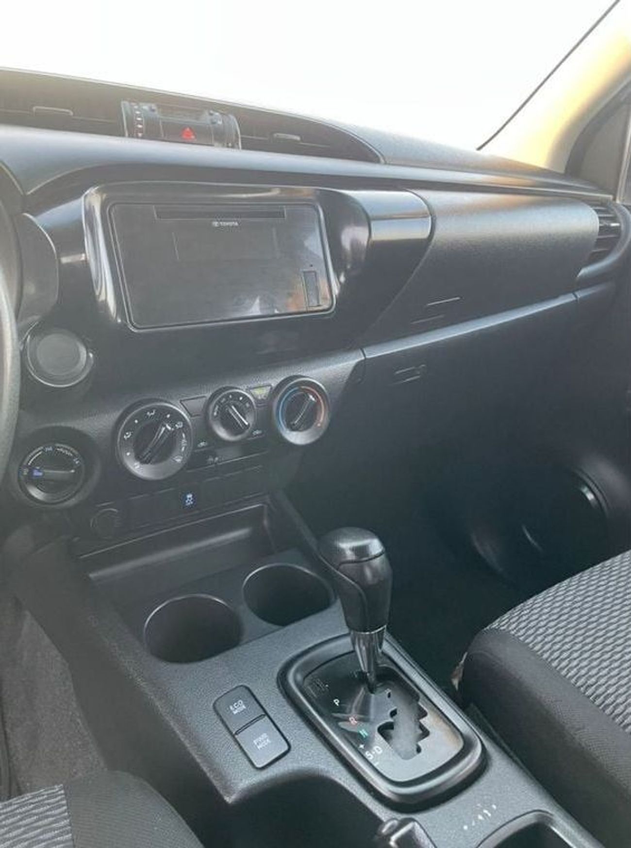 Toyota Hilux 2020 Toyota Hilux 2.7L V4 - AWD 4x4 - Patrol Automatic - Windows Auto -