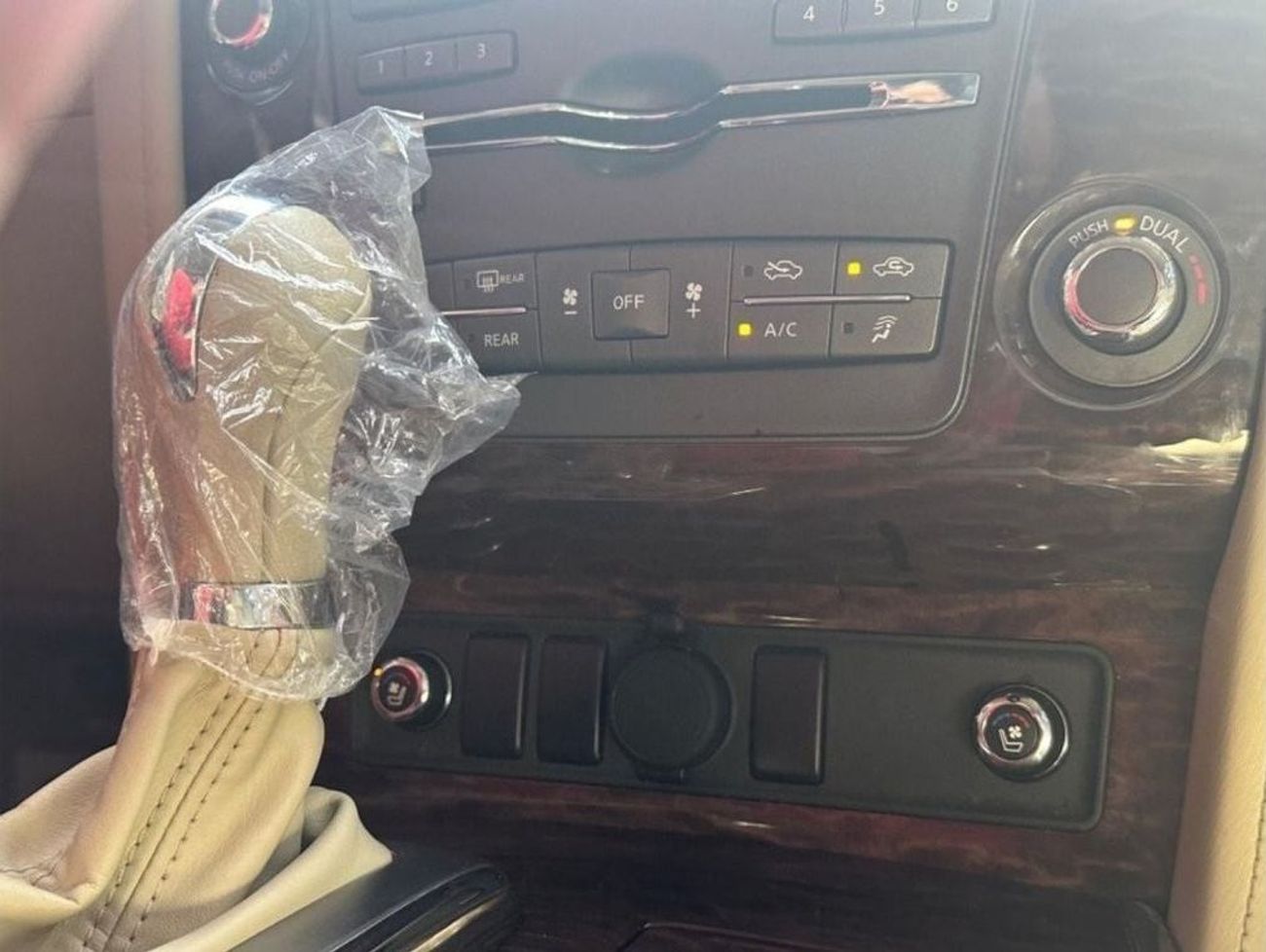 نيسان باترول LE Platinum V8