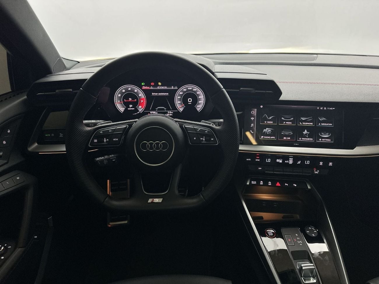 Audi S3 TFSI quattro 2.0L Sedan 2.0 quat 290hp High (Ref# 05940)