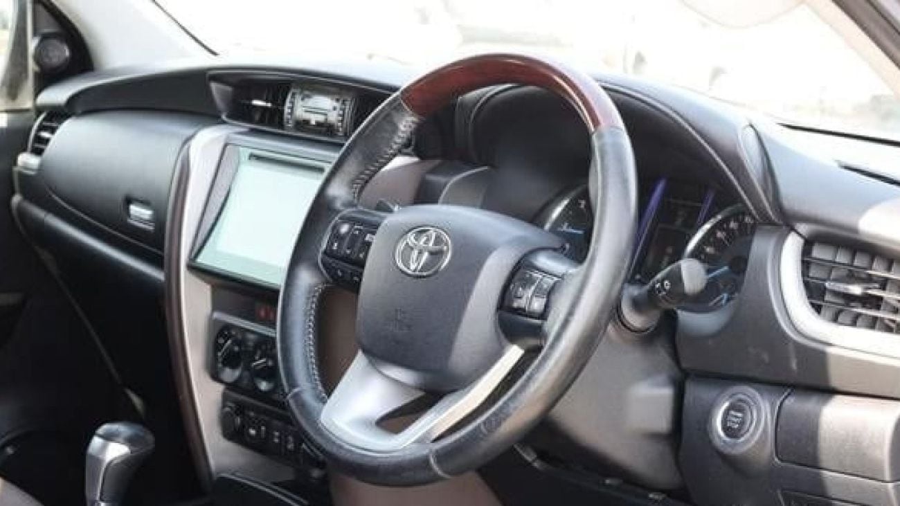 Toyota Fortuner TOYOTA FORTUNER TURBO 2015