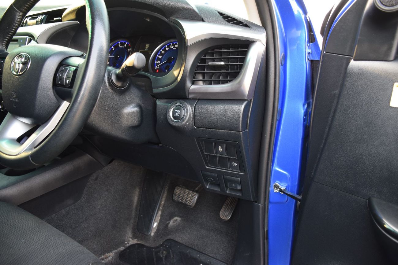 Toyota Hilux S GLX 2.8L AWD A/T