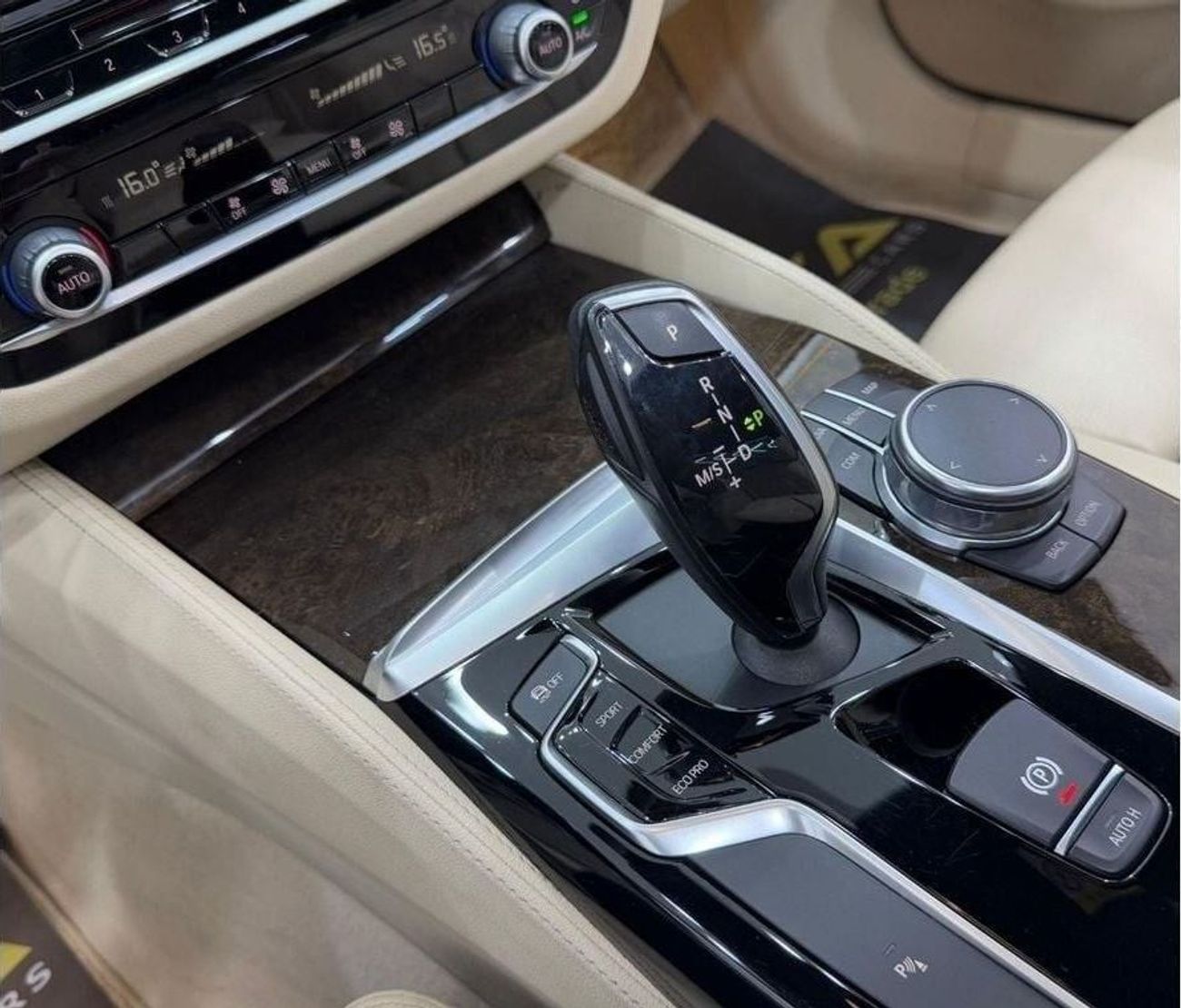 BMW 530i M Sport 2.0L 2017 BMW 530i M-Sport, Full BMW Service History, Low Kms, GCC