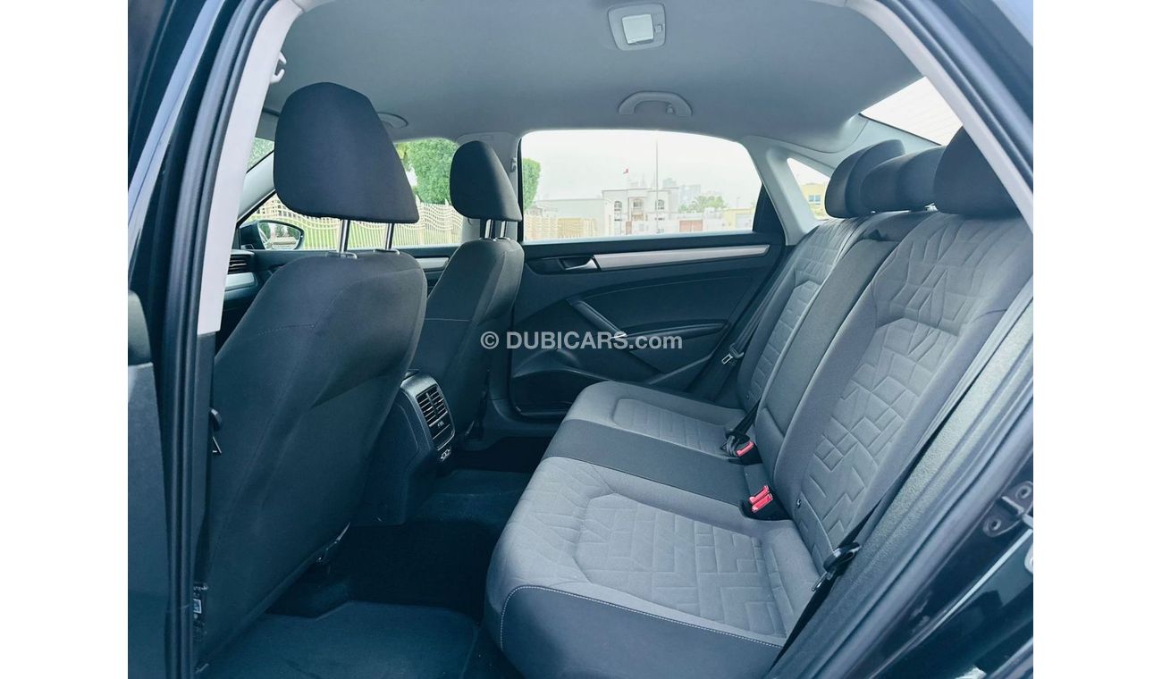 Volkswagen Passat Comfortline 950 PM || PASSAT 2.5L || AVAILABLE 0% DP || GCC || APPLE CAR PLAY