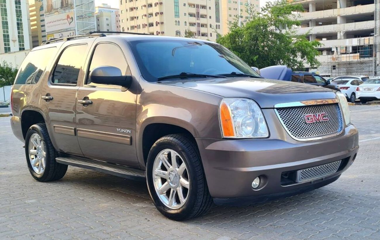GMC Yukon MODIFIED YUKON DENALI  2011 GCC
