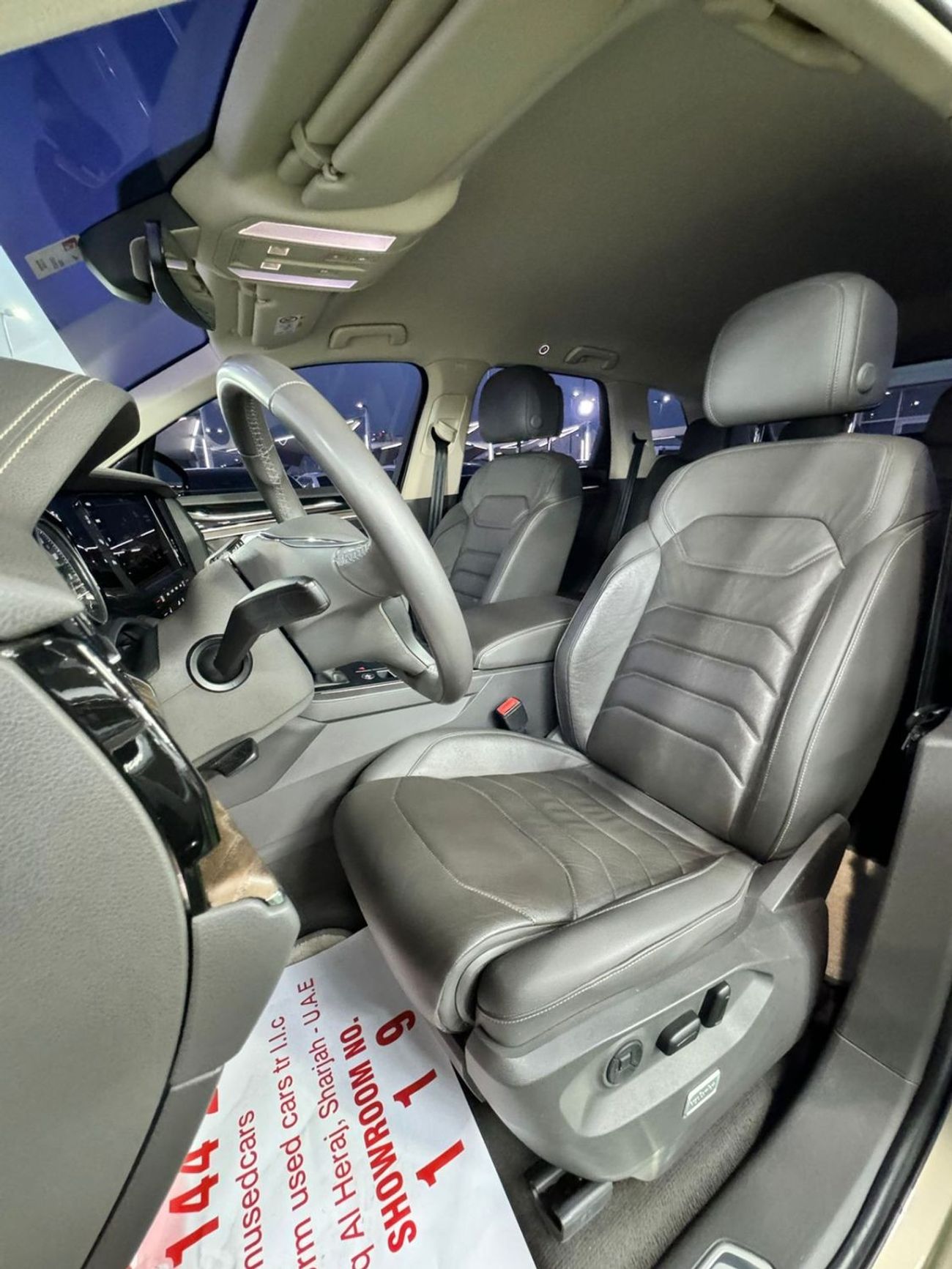 Volkswagen Touareg SE Volkswagen touareg Model 2018 GCC SPECS ORIGINAL paint no accident