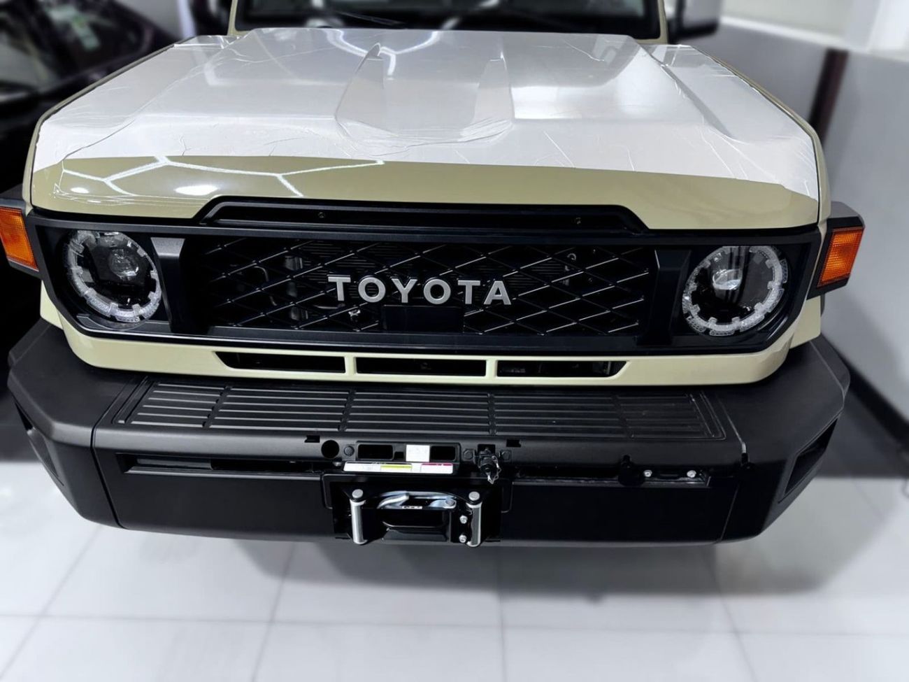 Toyota Land Cruiser Pick Up TOYOTA LC79 D/CAB 2.8L DIESEL A/T 2025 MODEL GCC