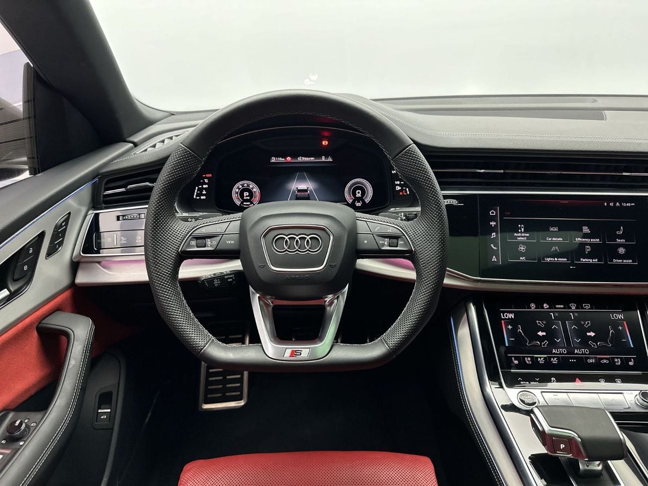 أودي Q8 55 TFSI quattro (340 HP) Crimson Red Edition (Ref# 053982)