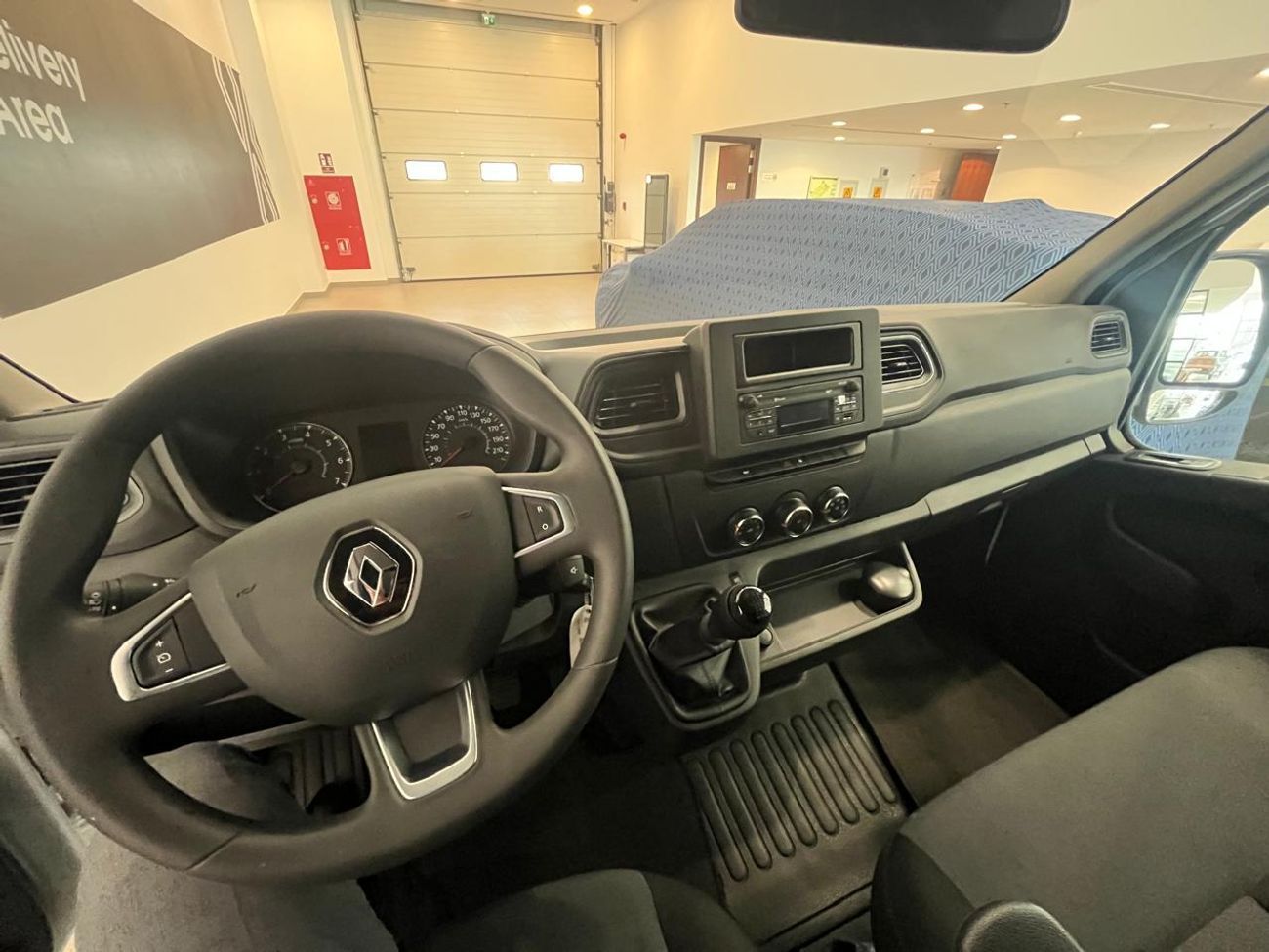 رينو ماستر 2.3T Panel Van (L2H2)