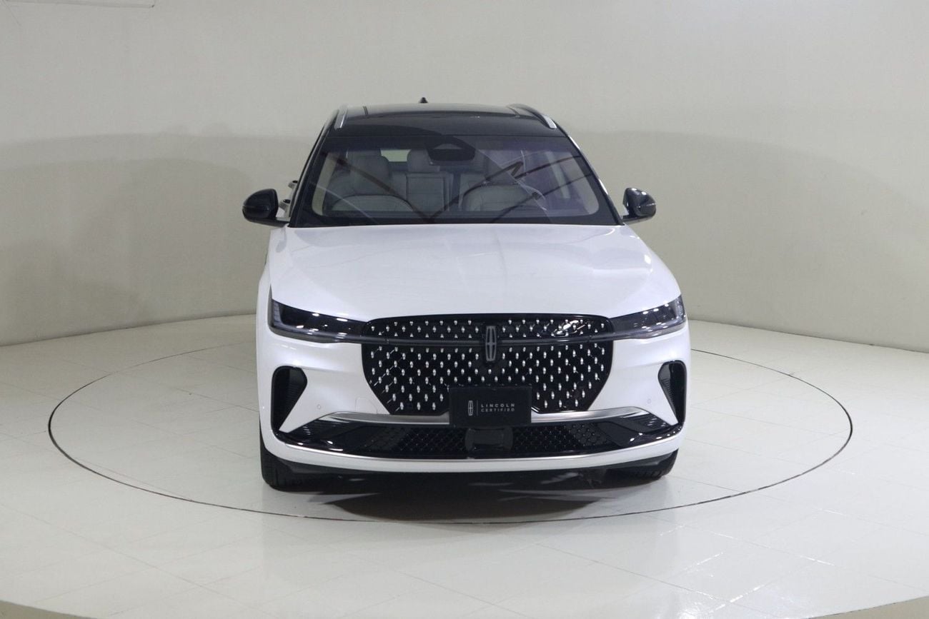 Lincoln Nautilus Reserve II 2.0L NAU424 / AL TAYER MOTORS / AL QOUZ SHOWROOM
