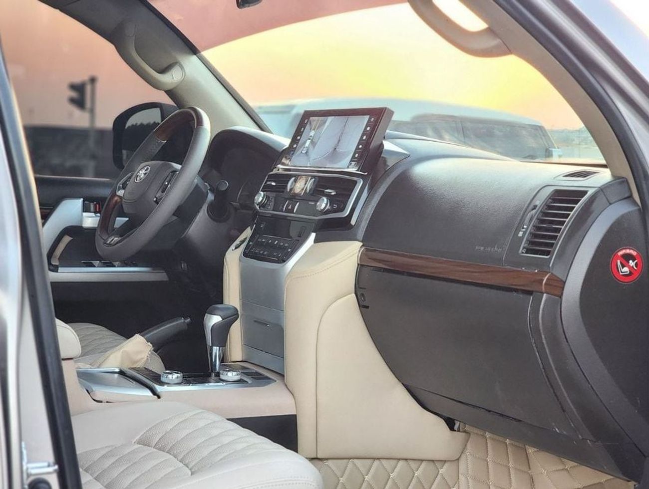 Toyota Land Cruiser UPGRADE 2022