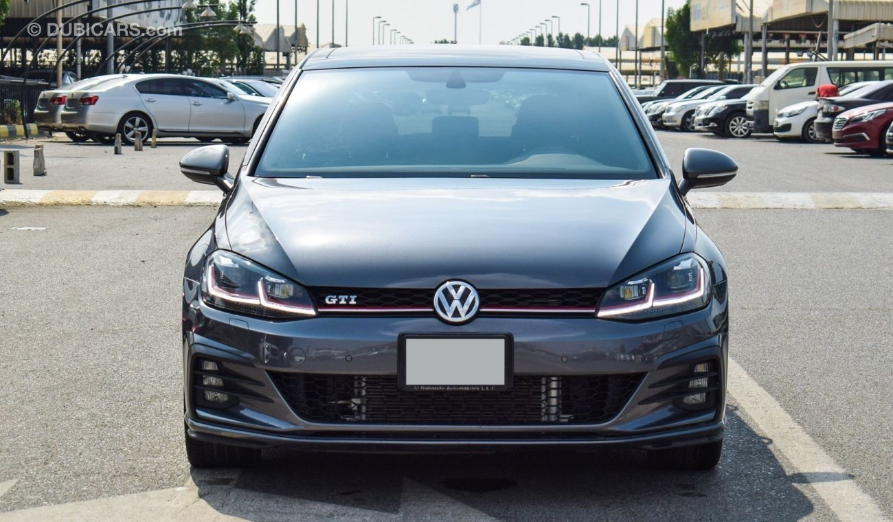 Volkswagen Golf GTI