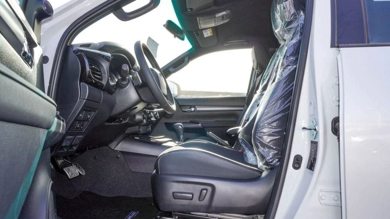 تويوتا هيلوكس GR Sport 4.0L