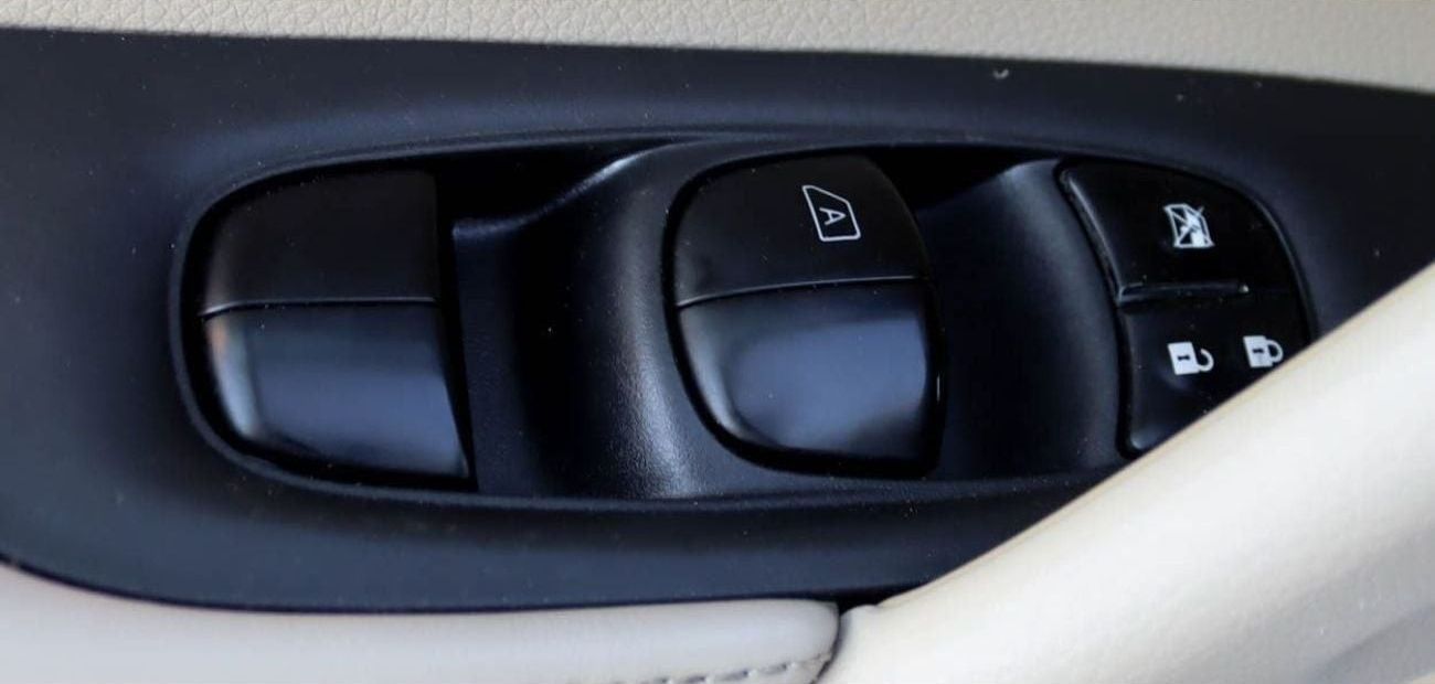 Nissan XTrail S 2.5L FWD (5 Seater) Nissan x-trail 2.5L 2020 GCC accident-free in excellent condition 837 P.M