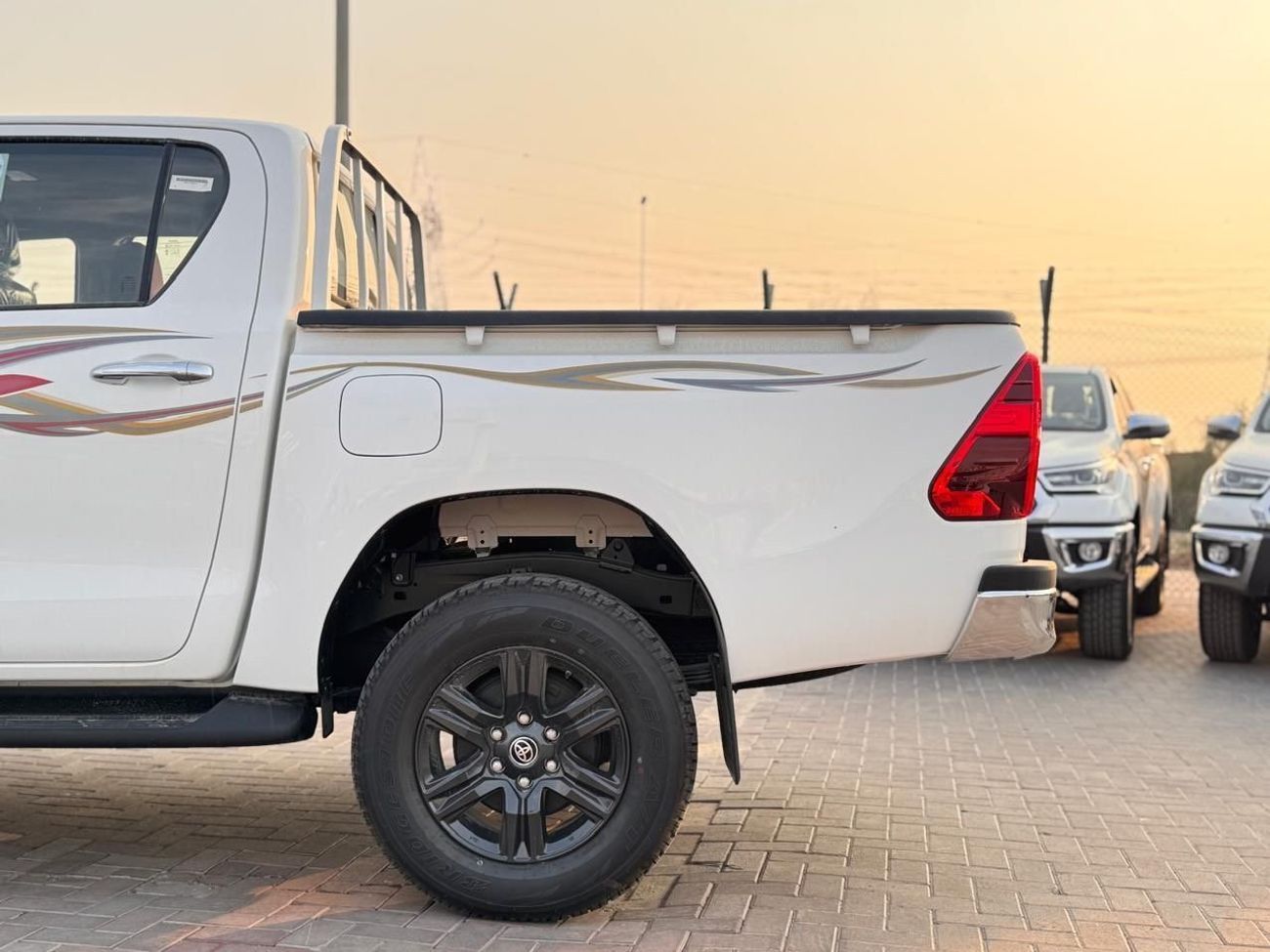 تويوتا هيلوكس  2.7L AWD M/T