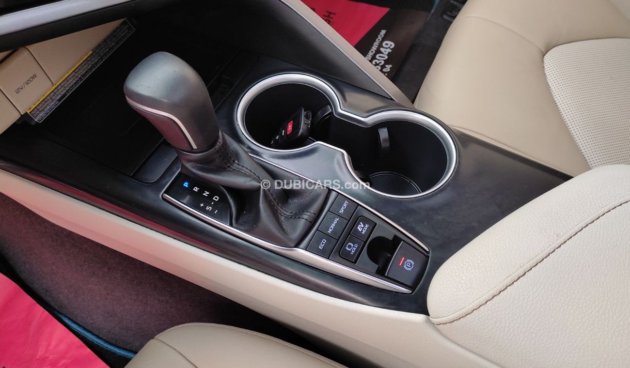 Toyota Camry GCC Full options, Hybrid, 2.5L,