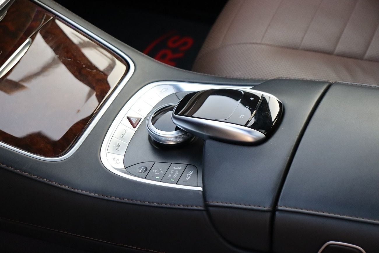 Mercedes-Benz S 500 High 4.7L Mercedes-Benz S500 / Full / 2015 / Free Accident / Only 92,000KM