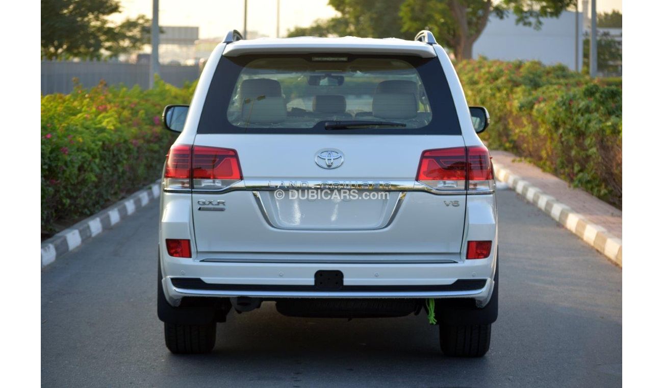Toyota Land Cruiser 200 GXR V6 4.0L Petrol Grand Touring