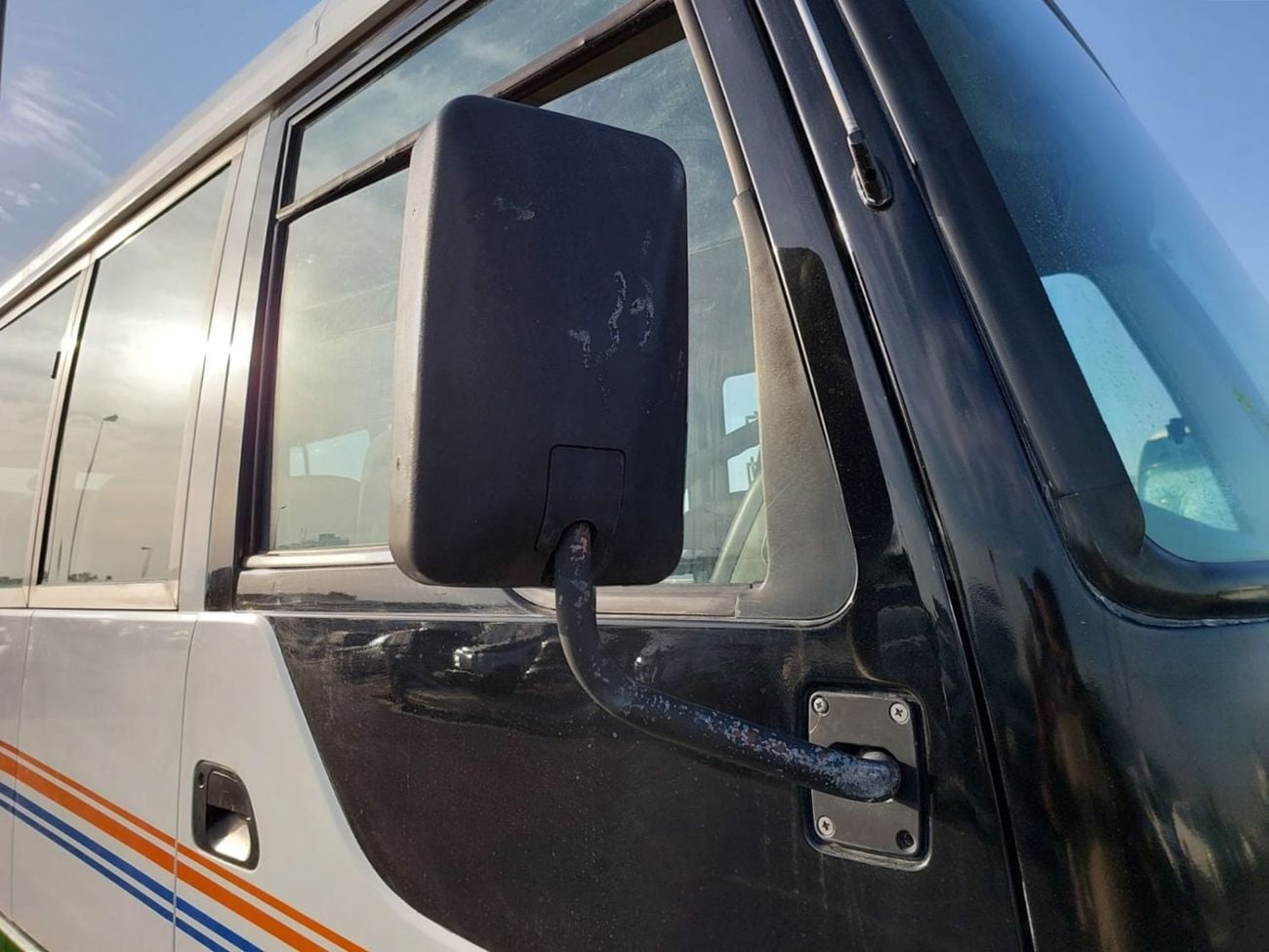 Mitsubishi Rosa MITSUBISHI ROSA BUS RHD 2001 MODEL 5.2 L DIESEL MANUAL(PM01614)