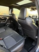 Toyota RAV4 Hybrid XSE Full Option