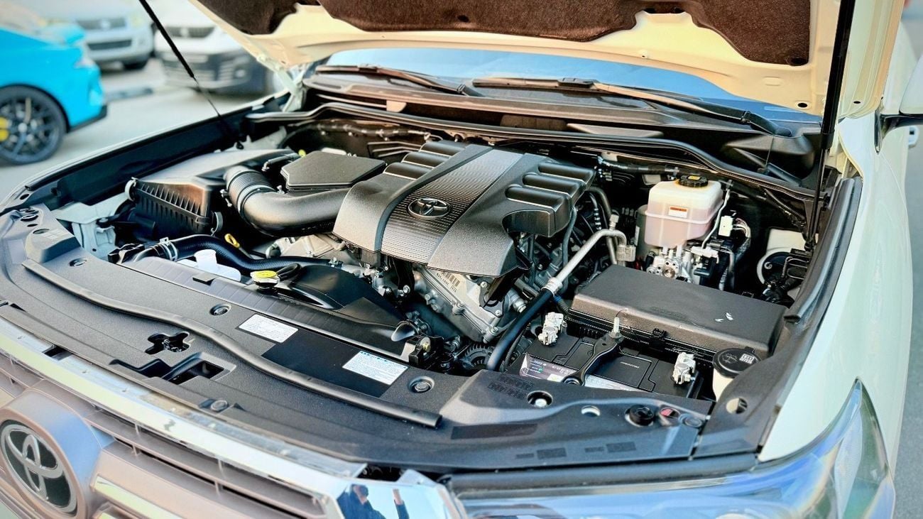 Toyota Land Cruiser GXR 2020 V6 Full Option Top Of The Range