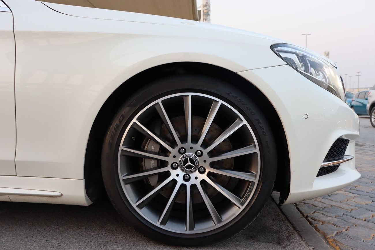Mercedes-Benz S 500 High Mercedes-Benz S500 / 2015 / GCC / Free Accident / Only 99,000Km