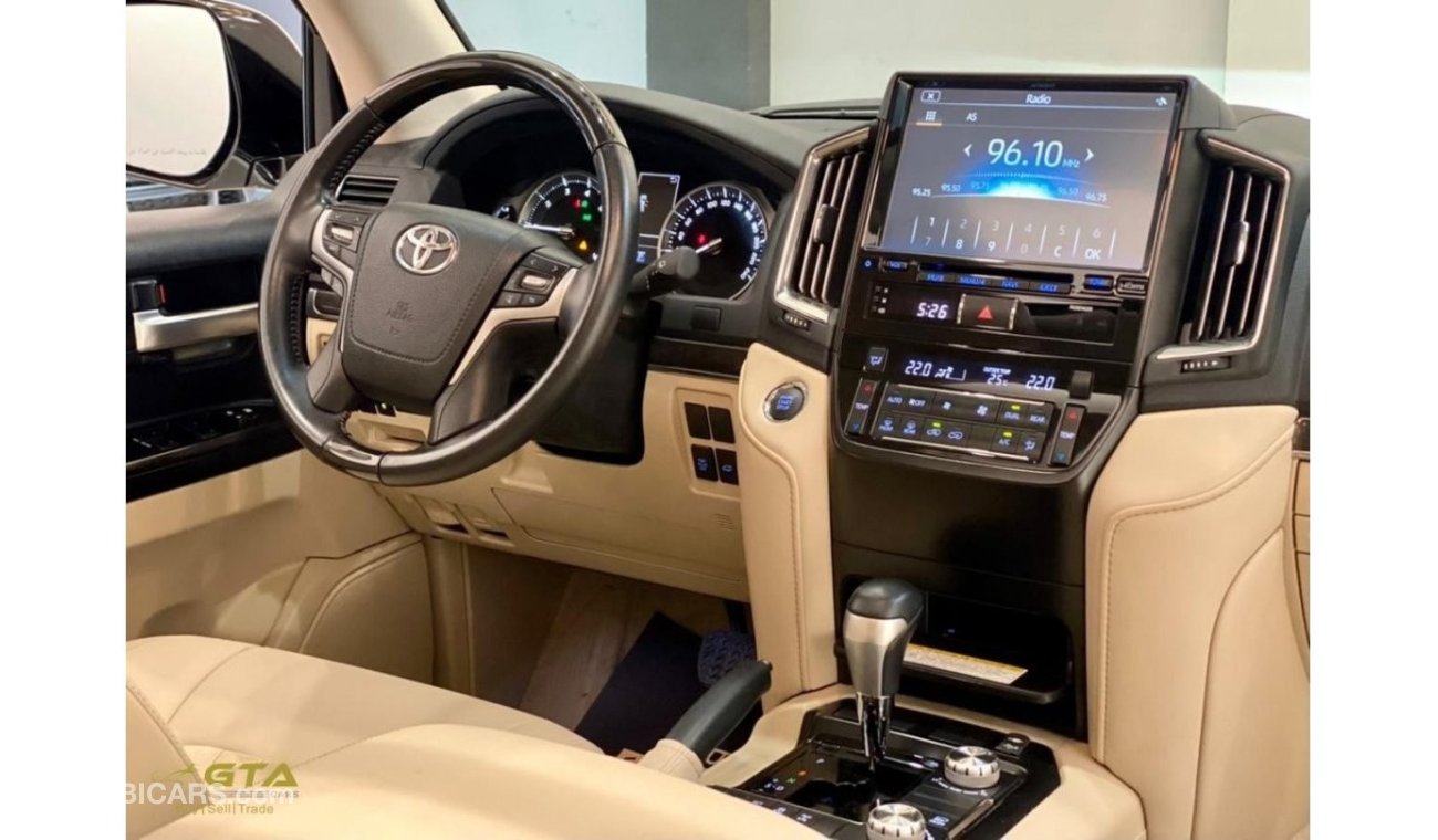 تويوتا لاند كروزر 2020 Toyota Land Cruiser V6 GXR Grand Touring, Toyota Warranty + Service Contract, Low KMs, GCC