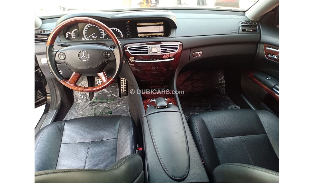 Mercedes-Benz CL 550 model 2010  car prefect condition no need any maintenance full option full servi