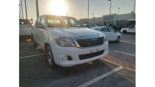 Toyota Hilux DC 4X2 2.7L PETROL MANUAL TRANSMISSION