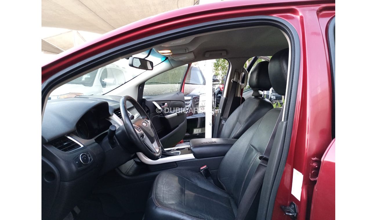 Ford Edge Gulf model 2013 cruise control, leather wheels, camera screen, in excellent condition