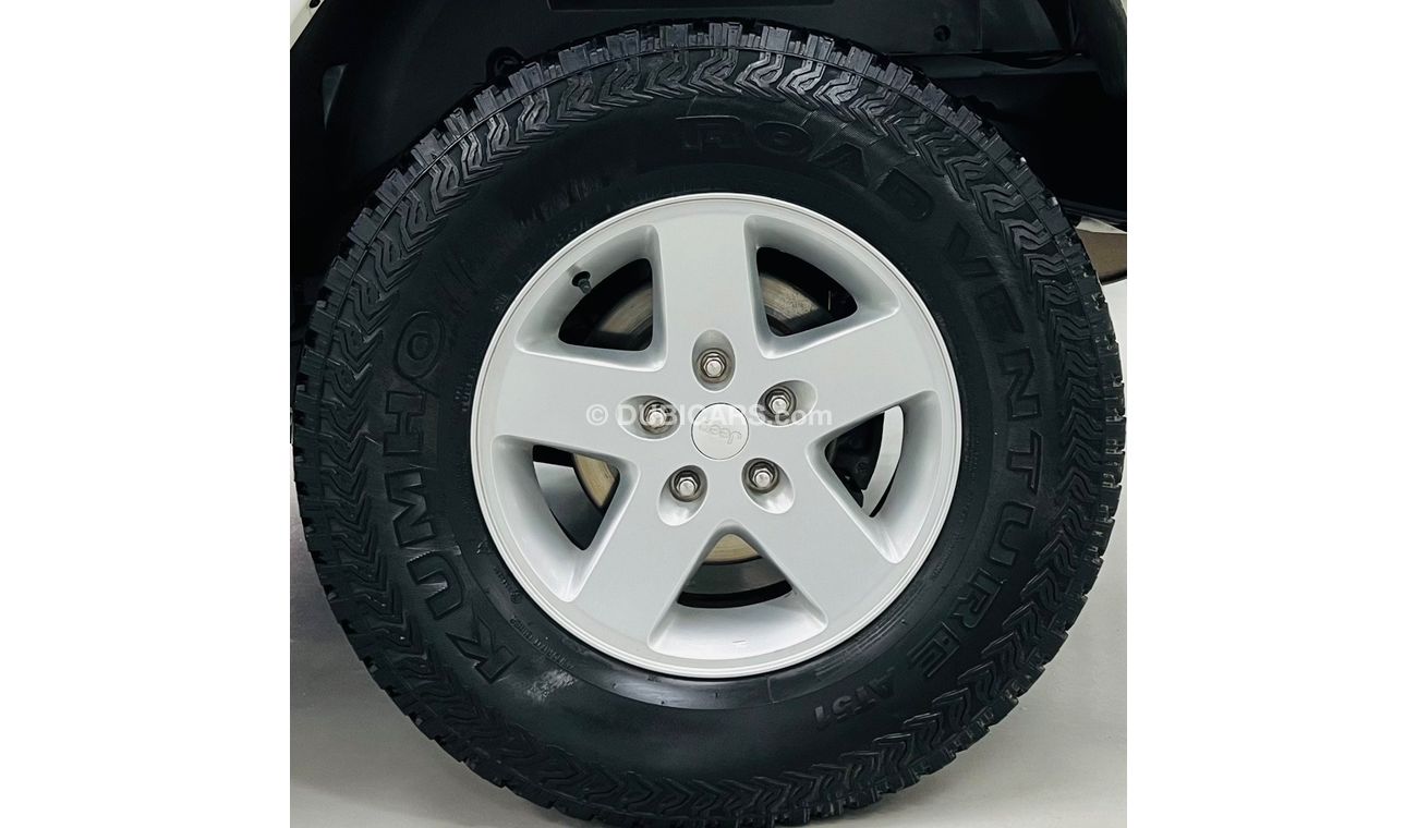 Jeep Wrangler Sahara GCC .. Original Paint .. Perfect Condition .. V6