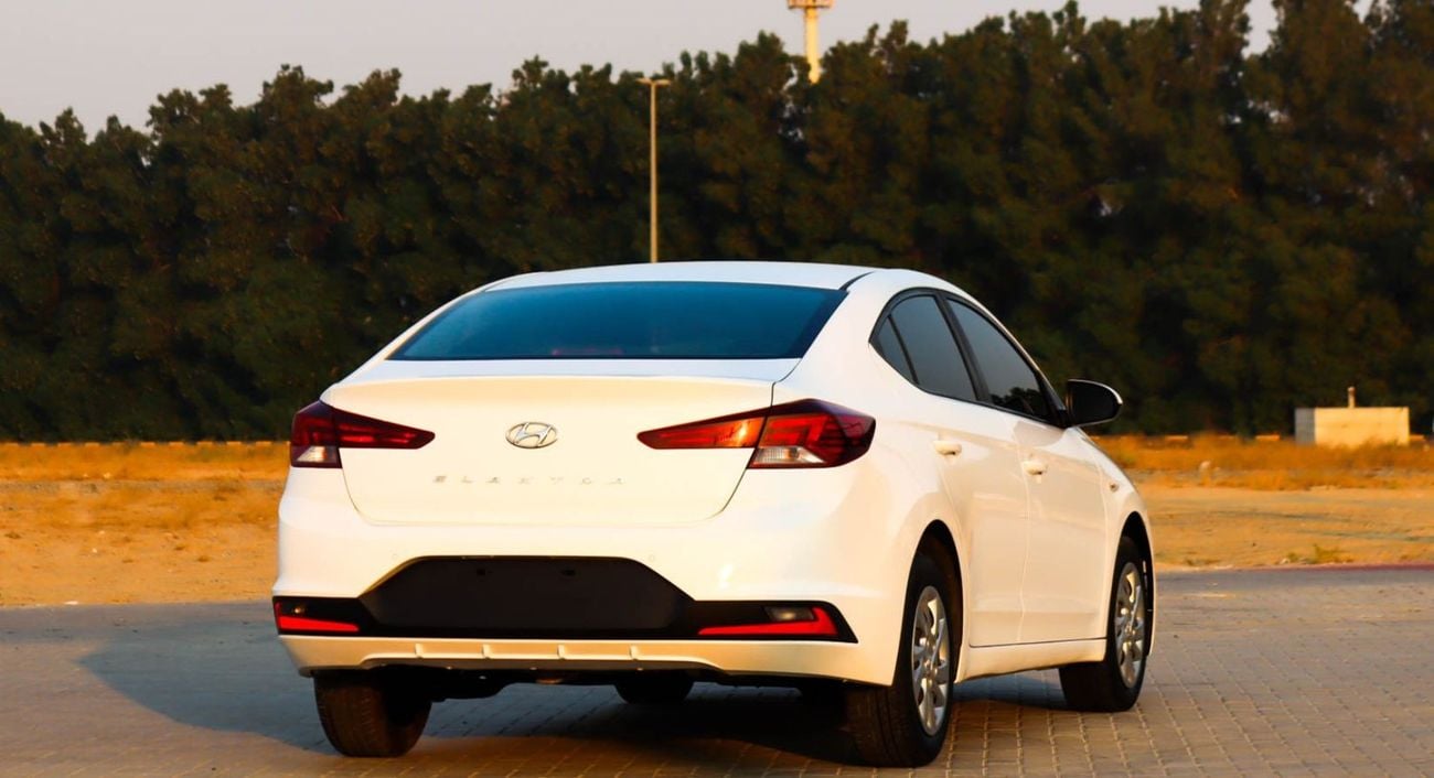 هيونداي إلانترا HYUNDAI ELANTRA 2019 GCC IN EXCELLENT CONDITION