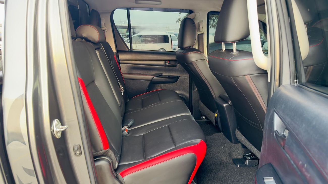 Toyota Hilux MODIFIED PICKUP | OFF-ROAD BUILD | DOUBLE CABIN | AUTOMATIC TRANSMISSION | 2.8L DIESEL ENGINE | 4WD