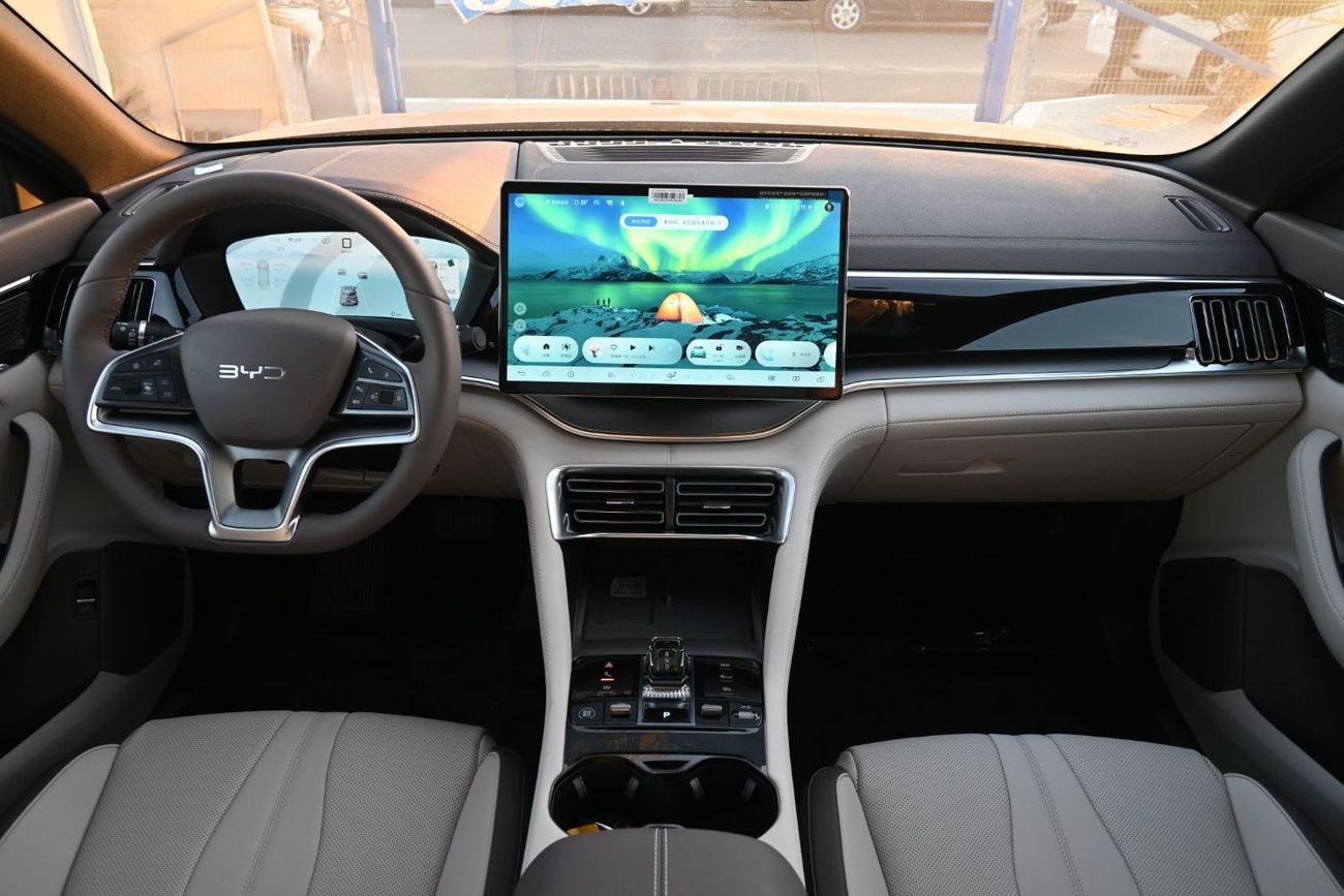 بي واي دي سونغ بلس BYD Song Plus EV, Model 2024, Color Grey