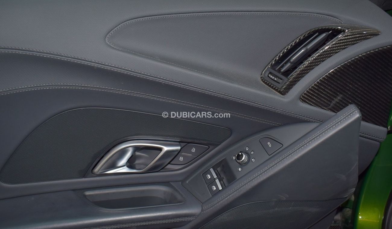 أودي R8 V10 بلس