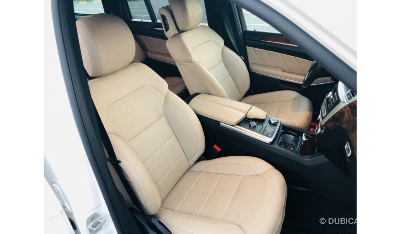 Mercedes-Benz GL 500 MERCEDES BENZ GL500 MODEL 2015 GCC CAR PERFECT CONDITION INSIDE AND OUTSIDE FULL OPTION PANORAMIC RO