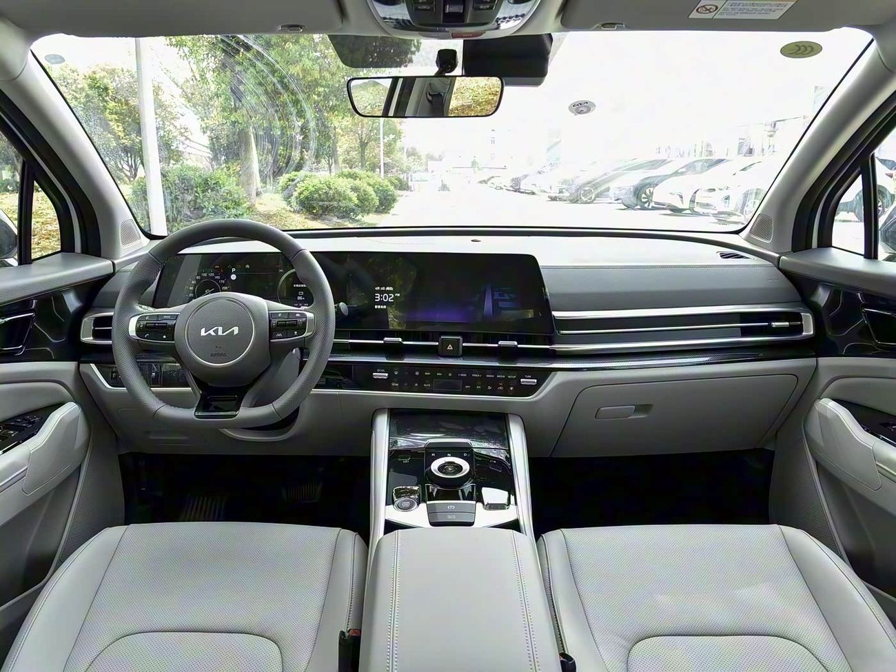 كيا سبورتيج KIA SPORTAGE 1.5L LUXURY 2025 chinese spec