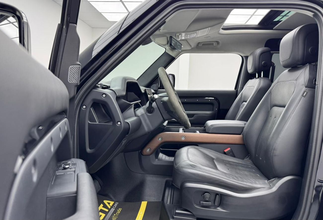 Land Rover Defender 2022 Land Rover Defender 90 HSE P400, 2026 land Rover Warranty, Full LR Service History, GCC