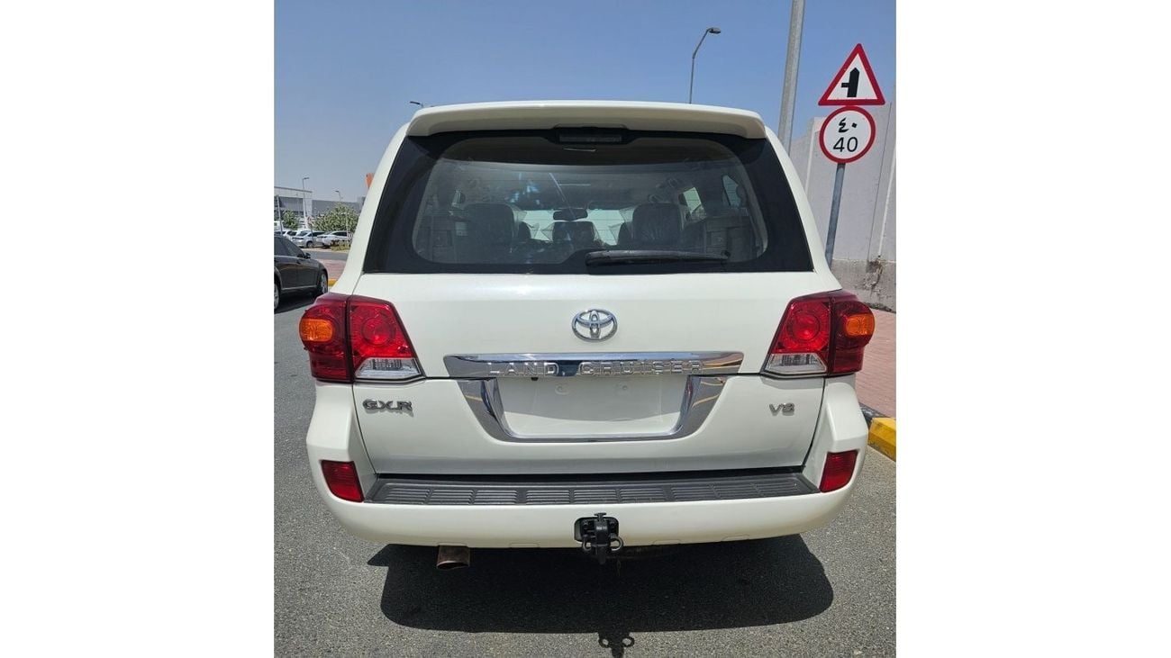 تويوتا لاند كروزر 2015 gxrv8