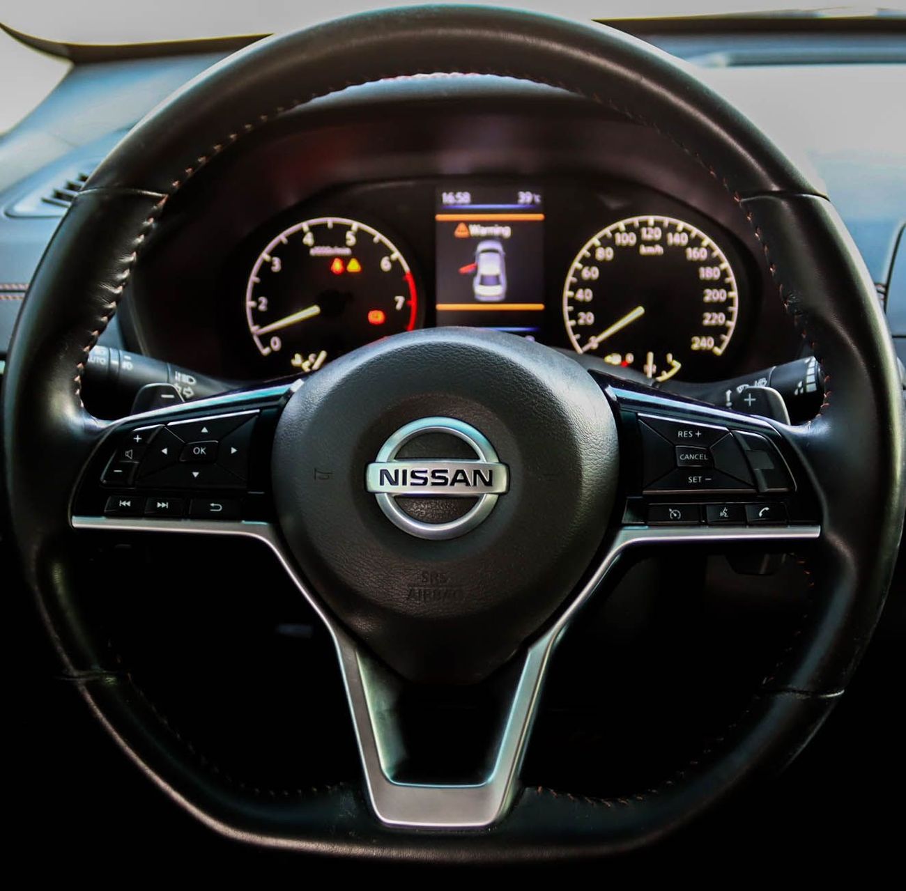 نيسان ألتيما نيسان ألتيما SR (L34) موديل 2020، سيدان بأربعة أبواب، محرك بنزين سعة 2.5 لتر، ناقل حركة أوتوماتيكي،