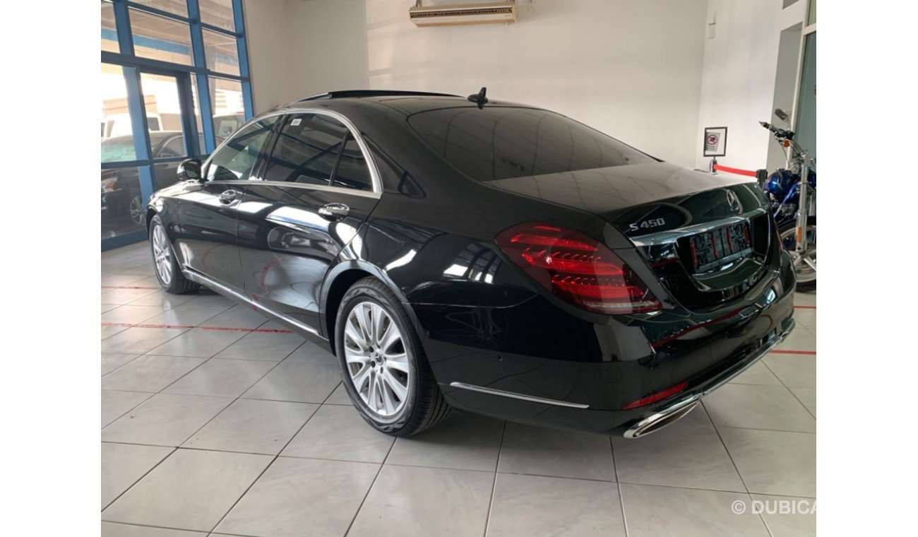 مرسيدس بنز S 450 V6.